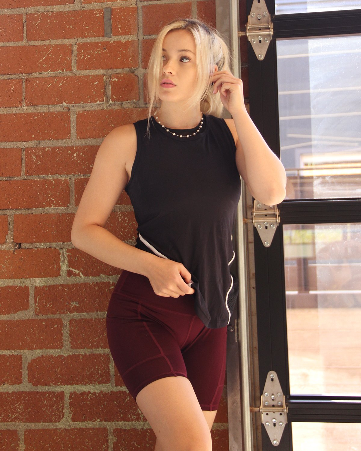 Power Form: High Waist Pocket Yoga Shorts – Red