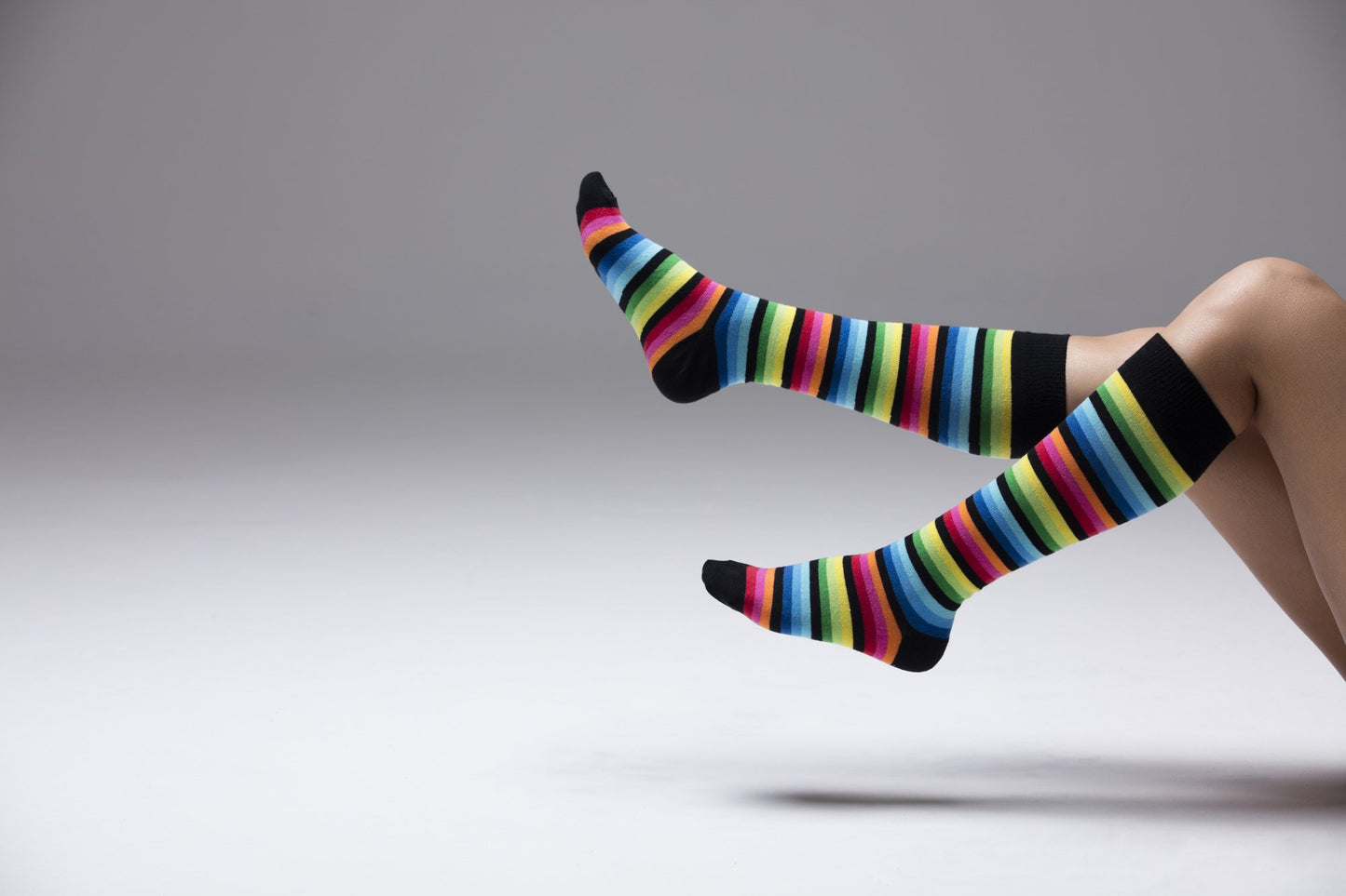 Colorline Classic: Women’s Multiline Stripe Knee-High Socks – Multi-Pack