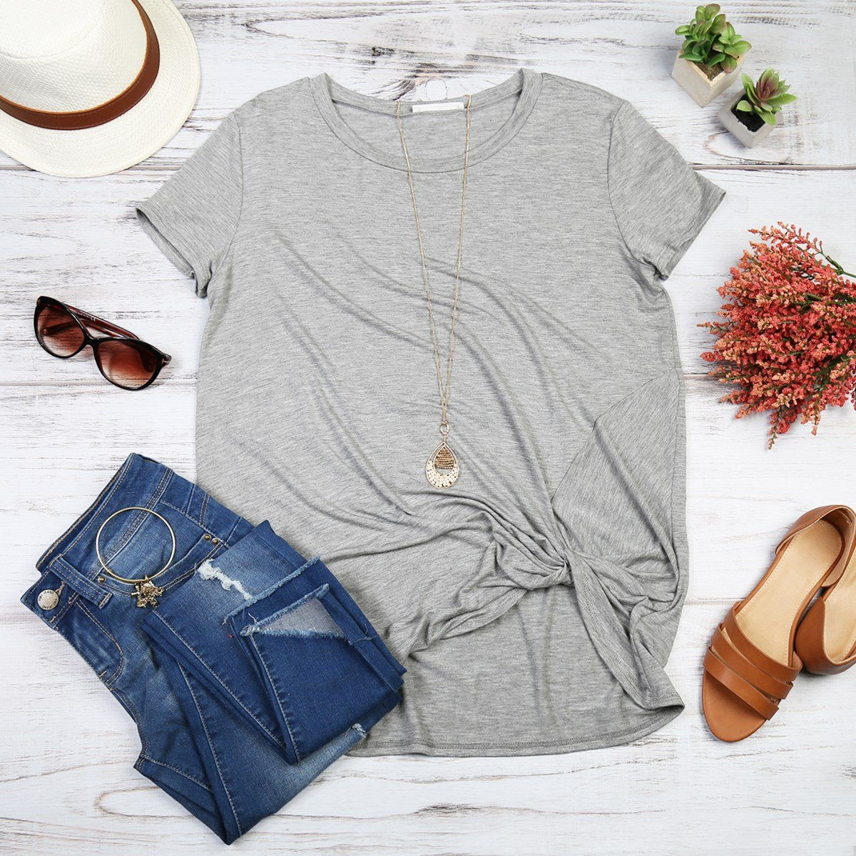 Everyday Ease: Short Sleeve Knot Tunic