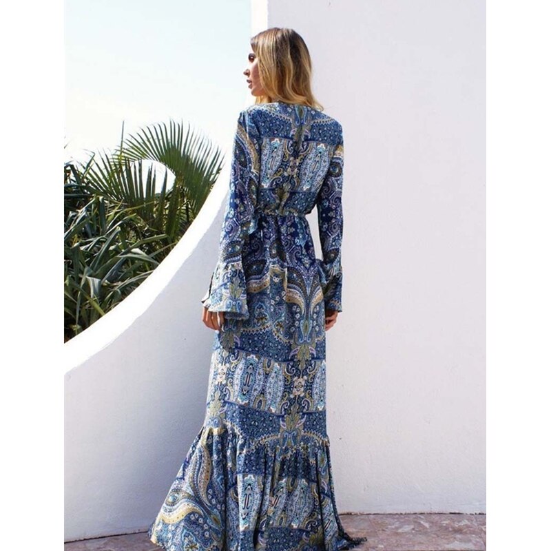 Boho Chic Maxi Dress – Vintage Floral Elegance