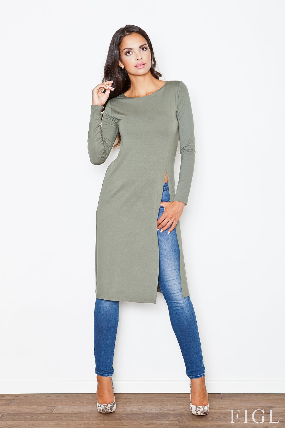 Elegant Long-Sleeve Tunic with Side Slit