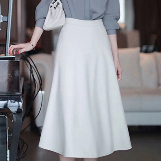 Casual Street Style Professional Skirt | The Sophisticated Shoppers