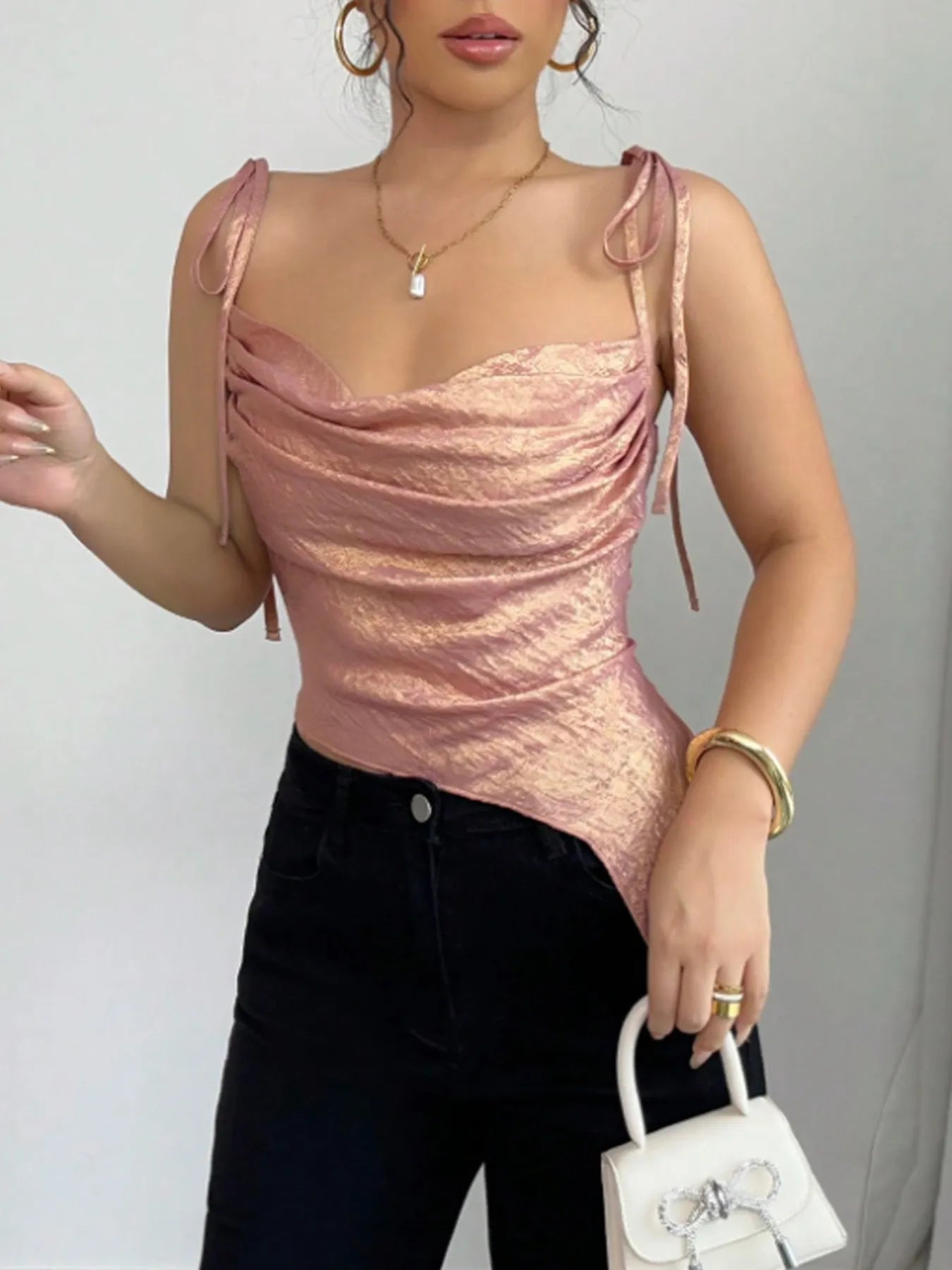 Camis