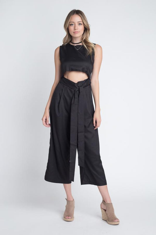 Sleek Escape: Sleeveless Tie Jumpsuit with Slit – Black