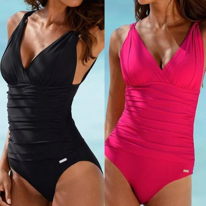 Traje de baño de una pieza de tallas grandes | The Sophisticated Shoppers