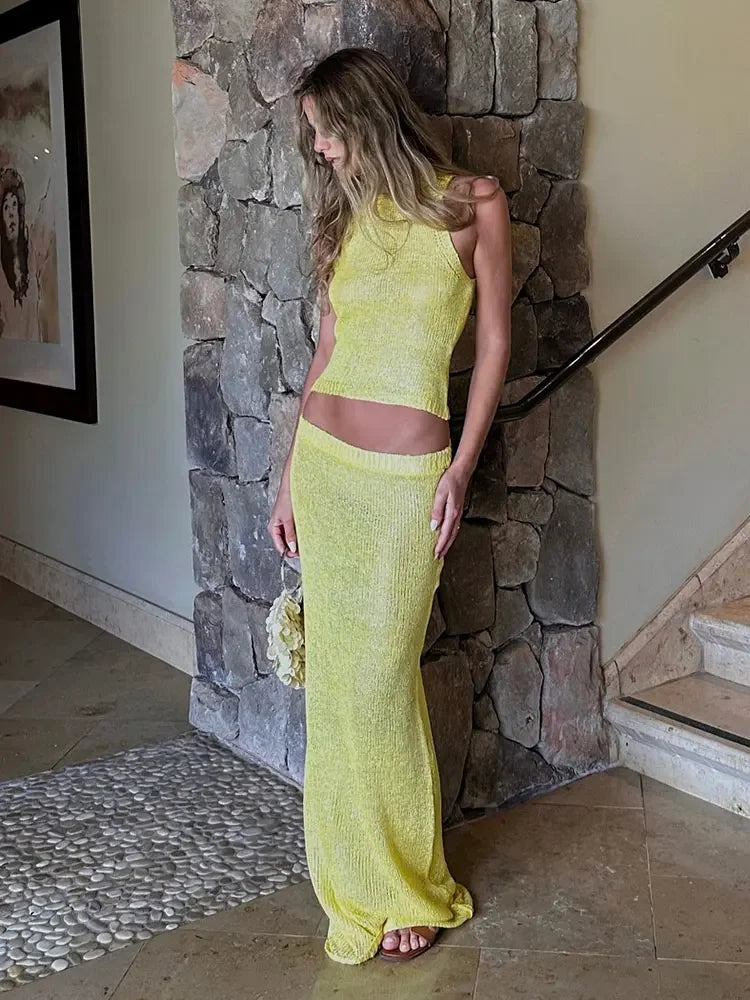 Conjunto de dos piezas de top y pareo de punto semitransparente para traje de baño