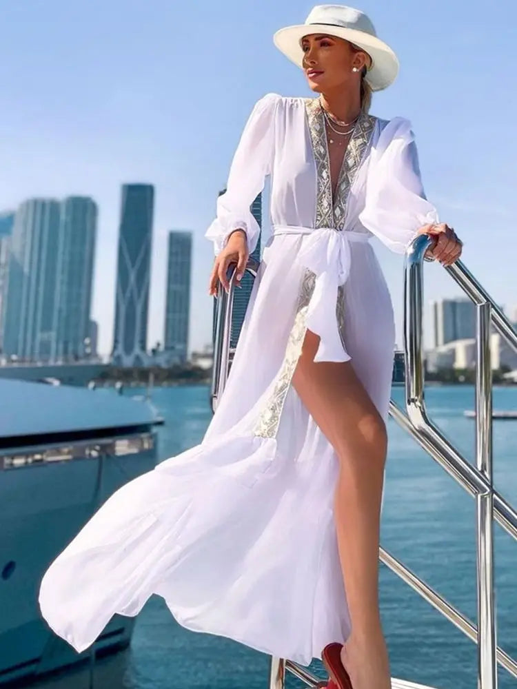 Bata de ganchillo para la playa | The Sophisticated Shoppers
