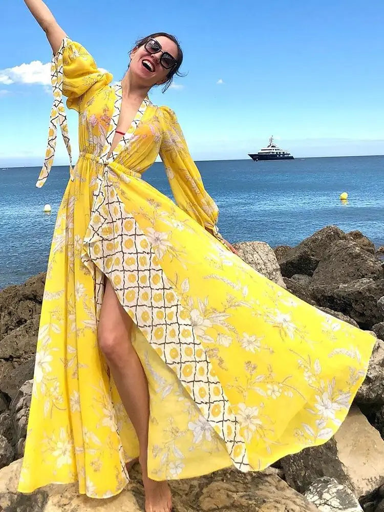 Bata de ganchillo para la playa | The Sophisticated Shoppers