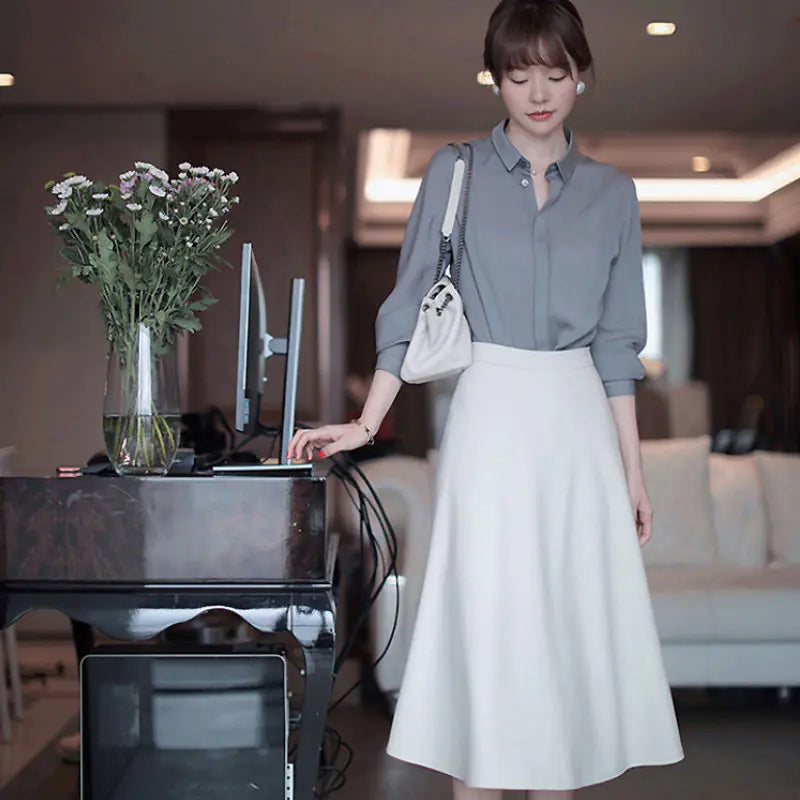 Casual Street Style Professional Skirt | The Sophisticated Shoppers